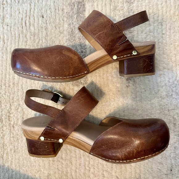 Dansko Malin Clog Womens size EU 39/US 8.5-9 - Picture 1 of 9
